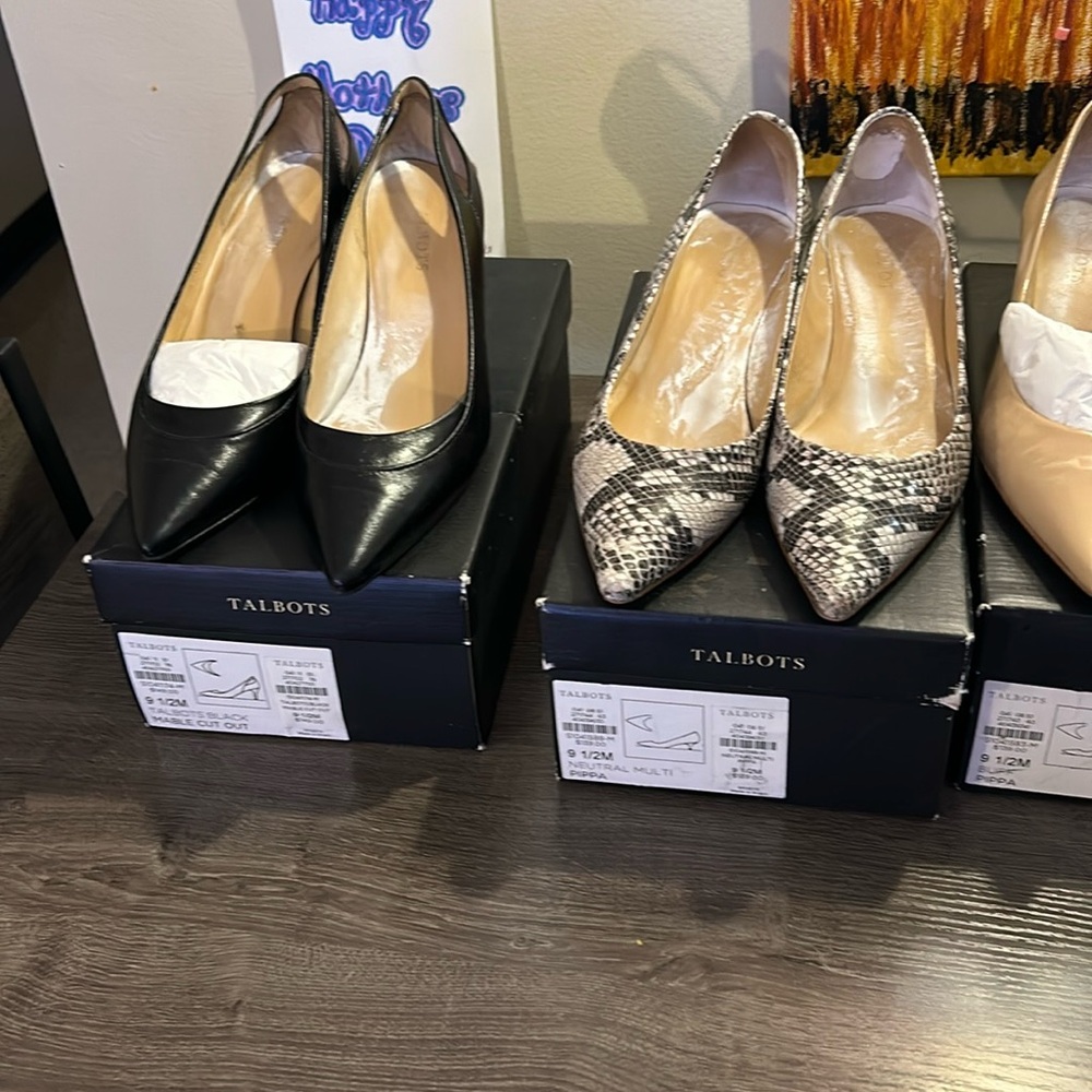 Talbots women’s kitten heels